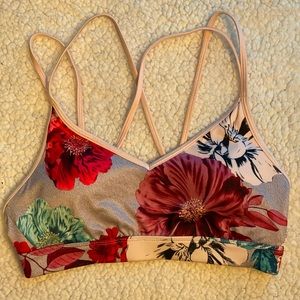 ✨Old Navy Active Sports Bra✨
